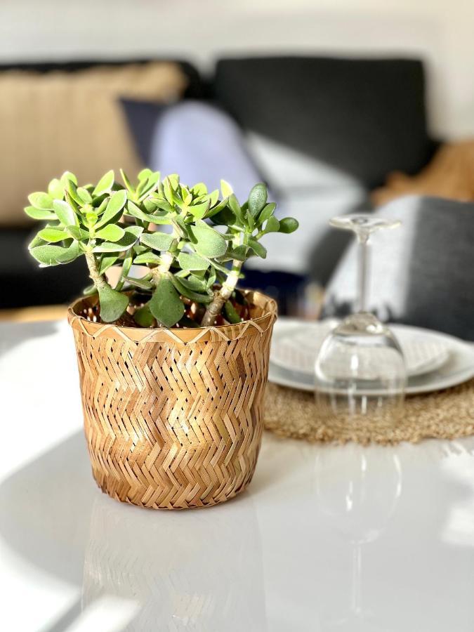 Boho Apartment: Netflix + Balcony + Bathtub Essen Ngoại thất bức ảnh